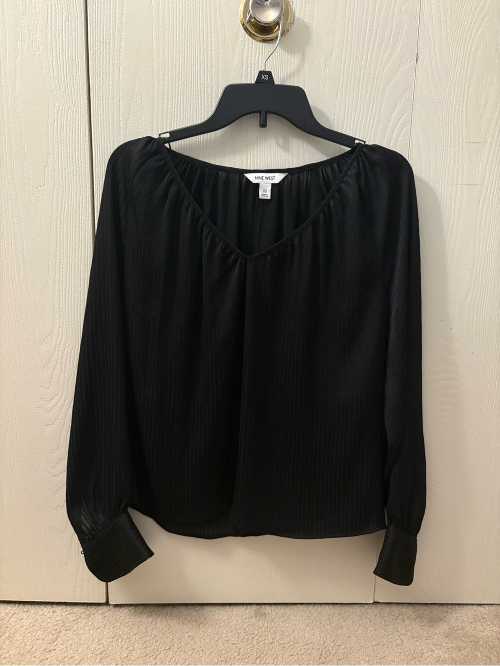 Nine West Black Long-Sleeve V-Neck Pintuck Blouse